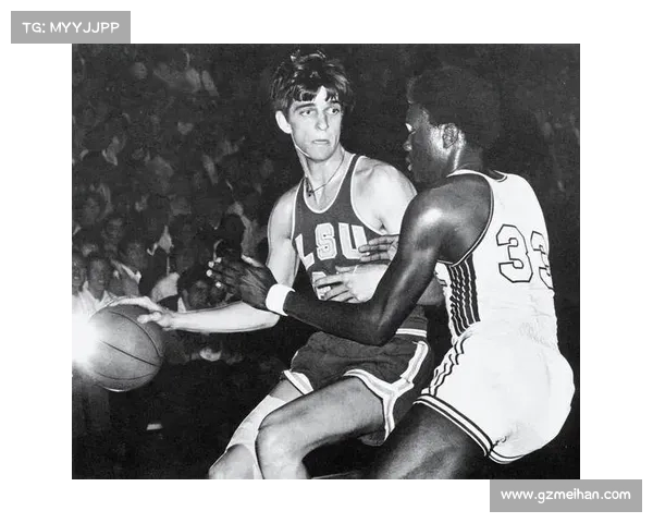 NBA内幕揭秘：明星球员背后的趣事与八卦